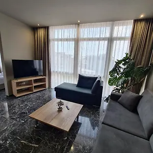 Apartment Ladadika 5th Floor